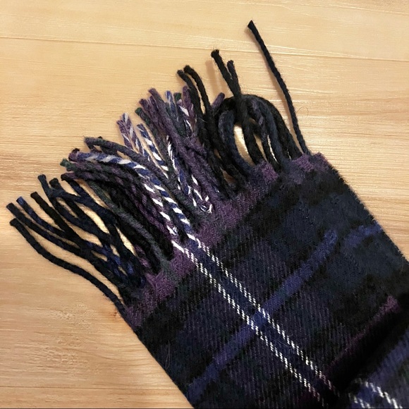 Lochcarbon of Scotland Scarf - Picture 2 of 6